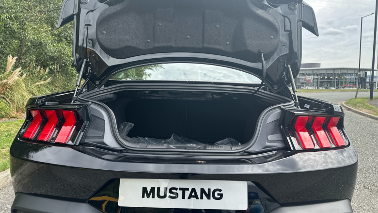 Ford Mustang 5.0 V8 Dark Horse 2dr Petrol Coupe